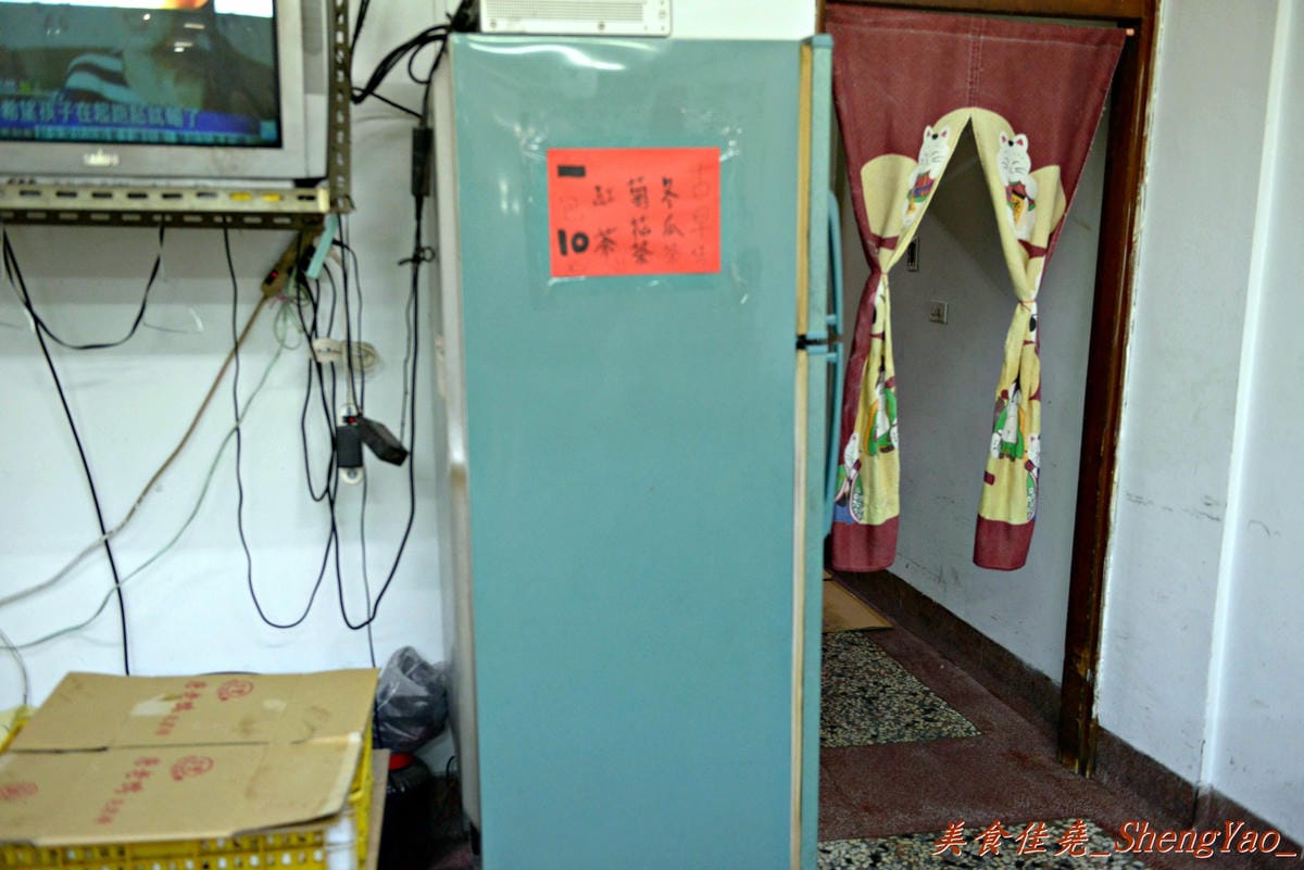 [台中南屯]六街口飯担 – 令人吮指回味的超好吃魯肉飯,台中最好吃的魯肉飯之一。