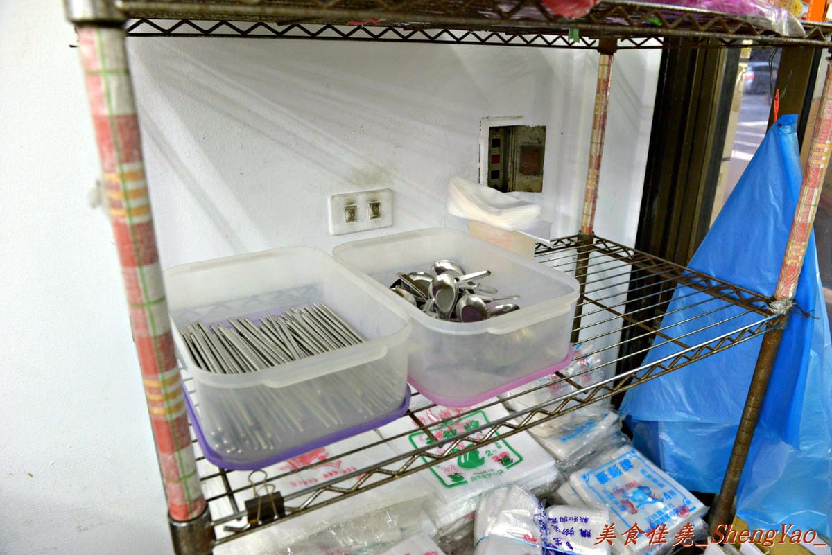 [台中南屯]六街口飯担 – 令人吮指回味的超好吃魯肉飯,台中最好吃的魯肉飯之一。