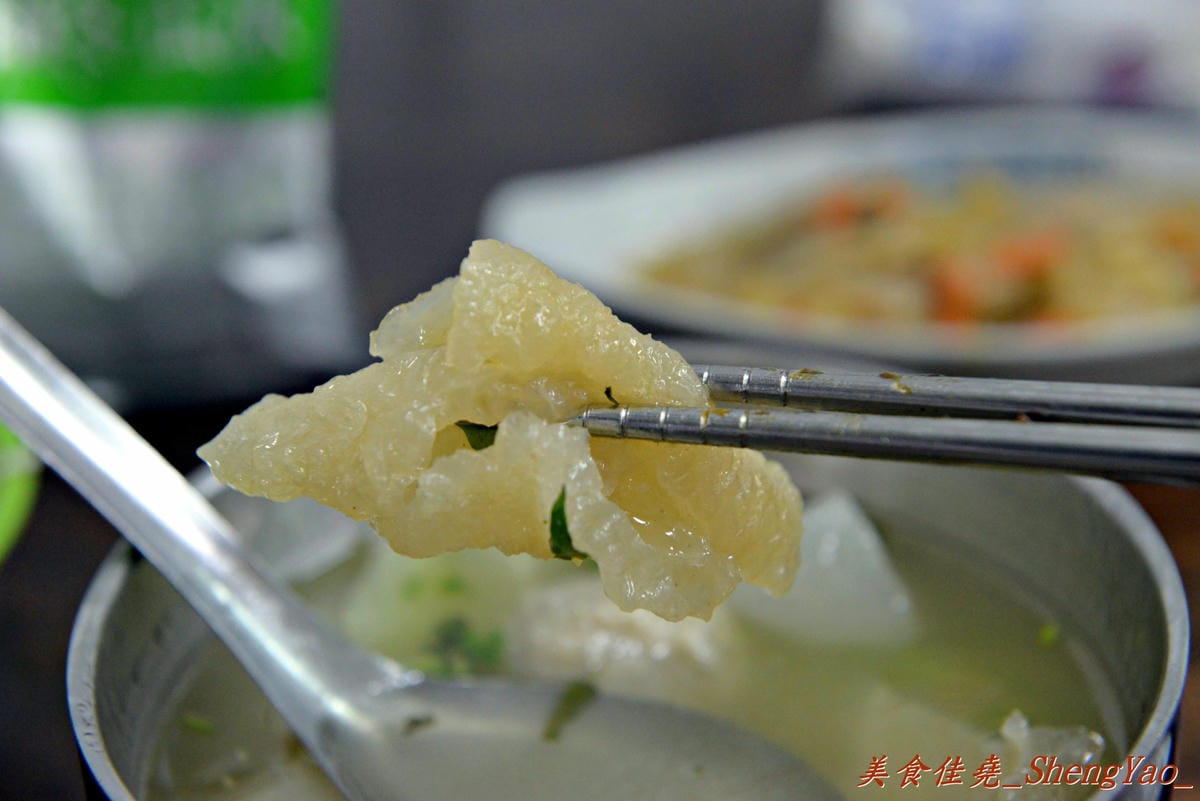 [台中南屯]六街口飯担 – 令人吮指回味的超好吃魯肉飯,台中最好吃的魯肉飯之一。