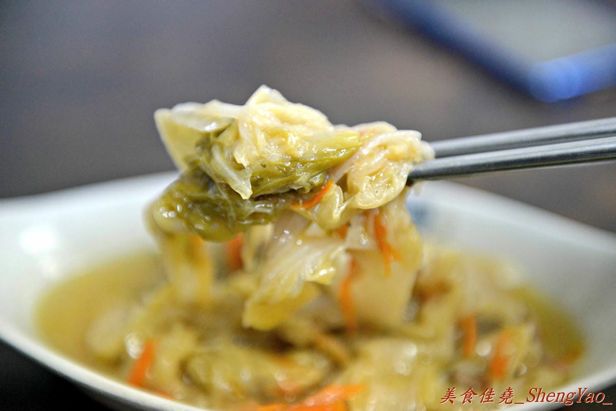 [台中南屯]六街口飯担 – 令人吮指回味的超好吃魯肉飯,台中最好吃的魯肉飯之一。