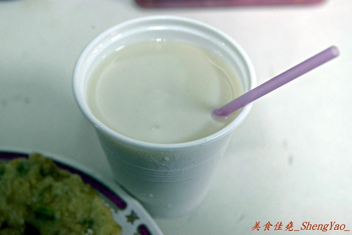 [台中大雅]有春早點 – 來大雅的國術館吃早點?大推手工麵糊蛋餅,超好吃 !! 記得一定要沾醬。