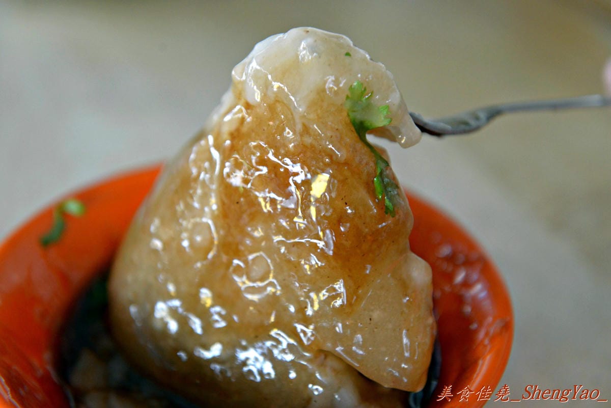 [台中大雅]大雅蚵仔麵線 – 肉羹大塊、蚵仔大顆,大腸大塊,碗也超大的大碗綜合麵線,來大雅必吃的超好吃麵線。