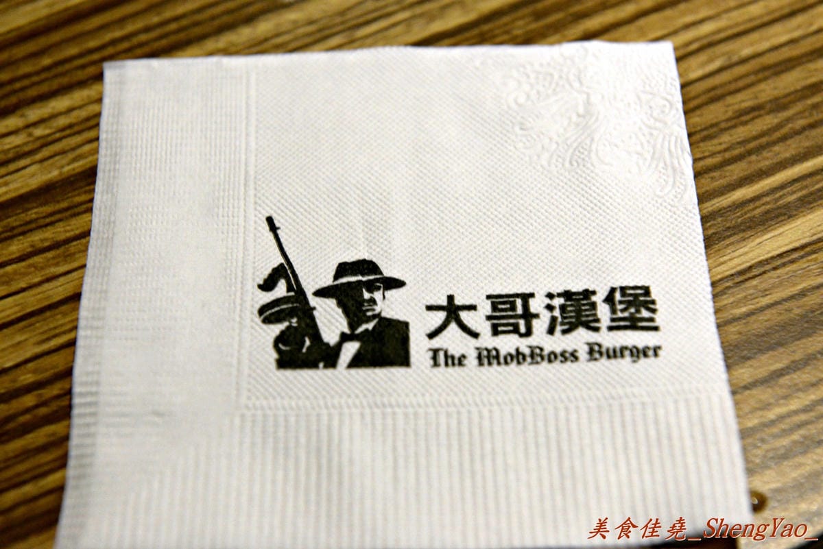 [台中西屯]紙鶴壽喜燒 – 中科商圈新開的壽喜燒吃到飽,肉類品質不錯,新鮮現切有厚度,超推安格斯牛肉 !! (已歇業)