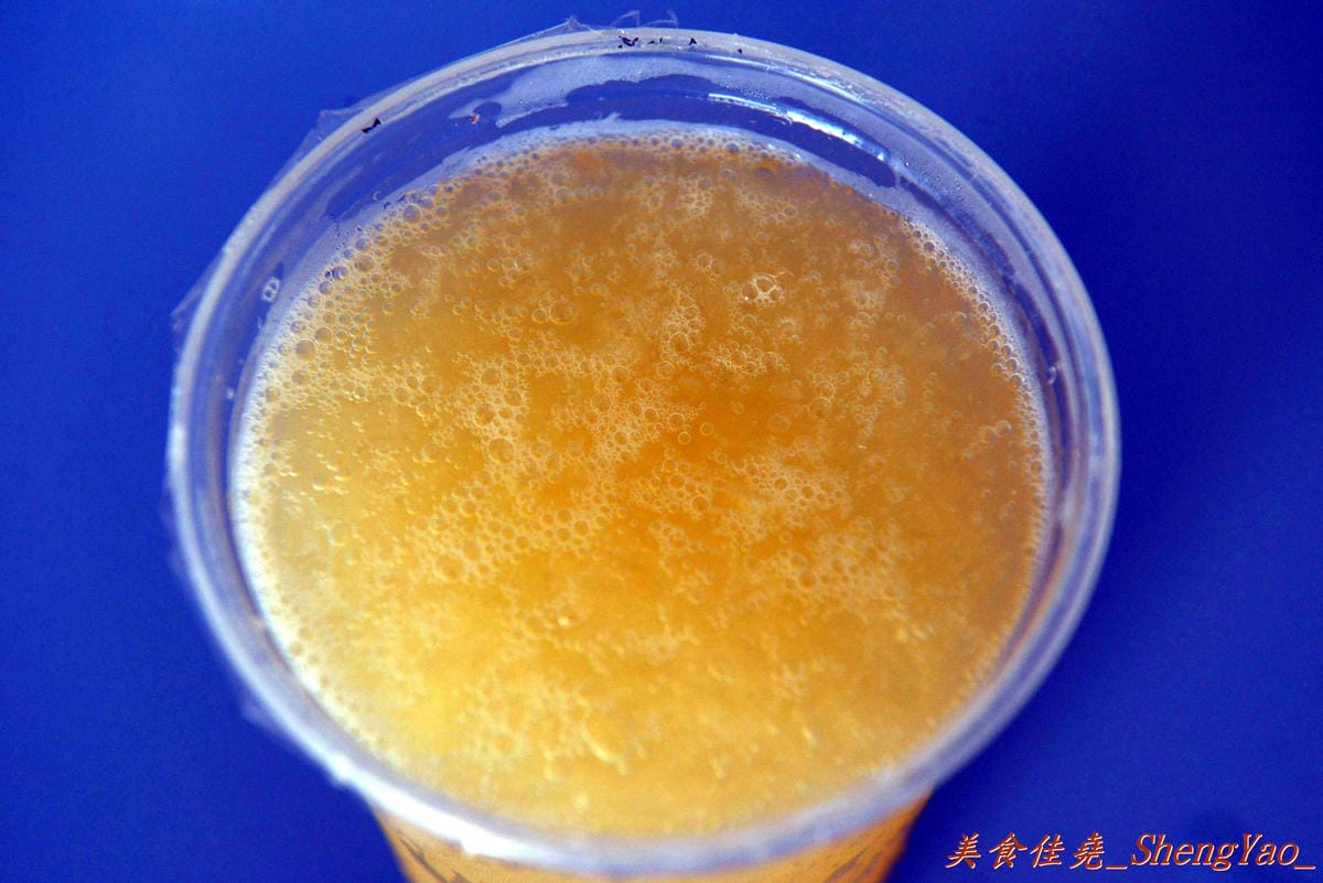 [台中沙鹿]林記鳳梨冰品 – 沙鹿少見的雪泥冰,新鮮鳳梨做成的綿密雪泥,每一口都能感受到濃郁鳳梨果香。(已歇業)