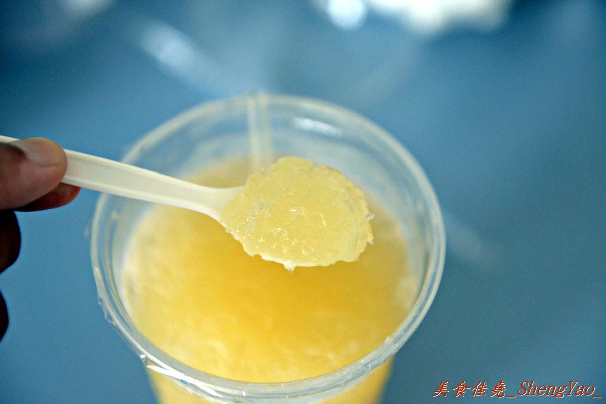 [台中沙鹿]林記鳳梨冰品 – 沙鹿少見的雪泥冰,新鮮鳳梨做成的綿密雪泥,每一口都能感受到濃郁鳳梨果香。(已歇業)