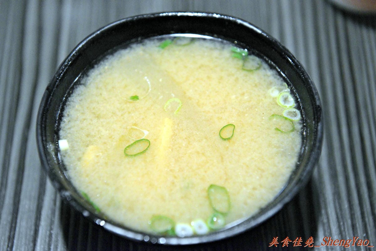 [基隆仁愛]鍋太郎 日式食堂 – 新開幕不久的鍋物、日式料理餐廳,丼飯類還不錯吃,建議晚上時段再來。(已歇業)