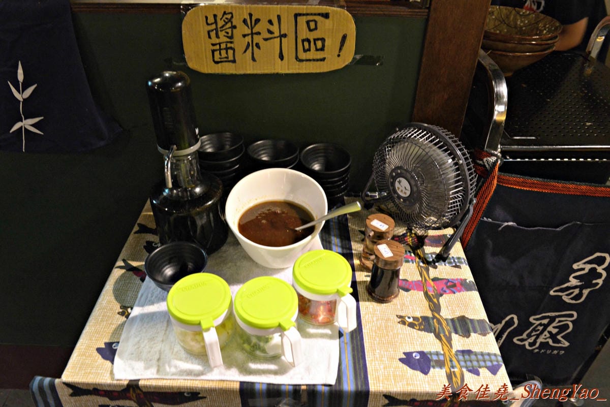 [基隆仁愛]鍋太郎 日式食堂 – 新開幕不久的鍋物、日式料理餐廳,丼飯類還不錯吃,建議晚上時段再來。(已歇業)