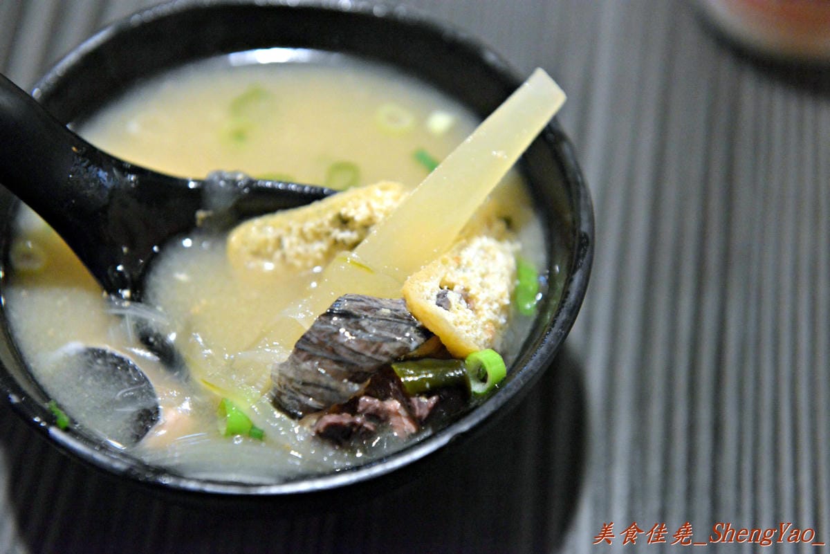 [基隆仁愛]鍋太郎 日式食堂 – 新開幕不久的鍋物、日式料理餐廳,丼飯類還不錯吃,建議晚上時段再來。(已歇業)