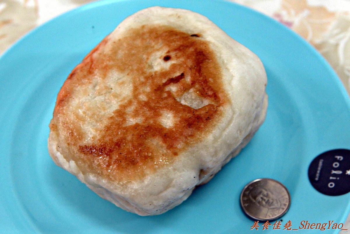 [台中沙鹿]無名早餐餐車巨無霸蛋餅煎包 – 食尚玩家曾介紹過,口味特別,價錢便宜份量超大,100元可以讓你飽到中午吃不下。