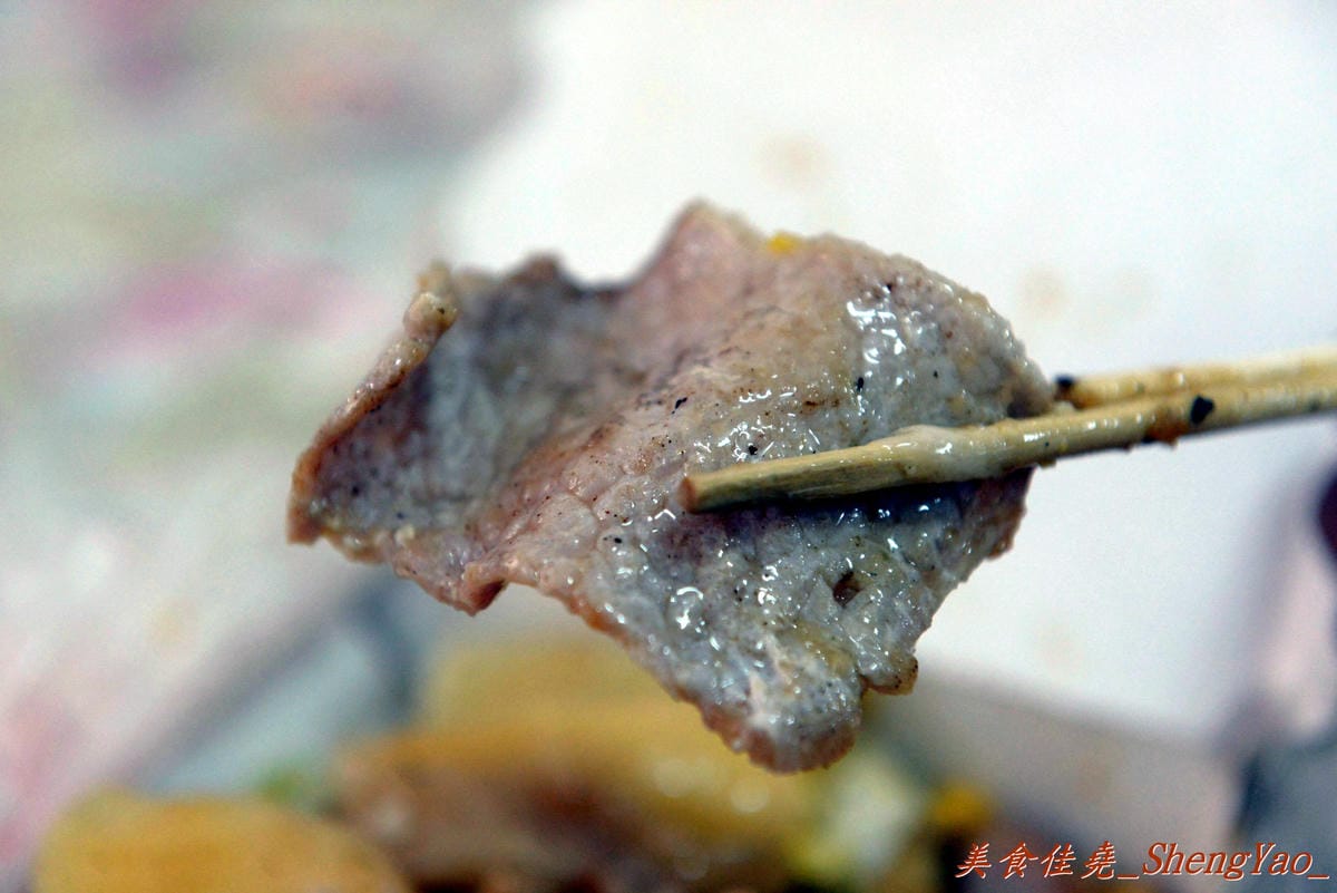 [台中沙鹿]無名早餐餐車巨無霸蛋餅煎包 – 食尚玩家曾介紹過,口味特別,價錢便宜份量超大,100元可以讓你飽到中午吃不下。
