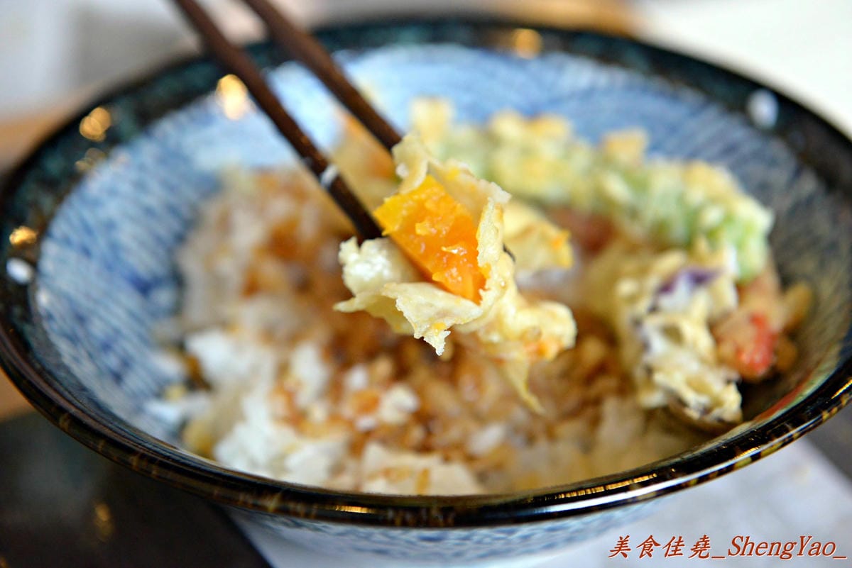 [台中西屯]初曉 江戶天麩羅專賣店 – 台中即將開幕的日式天麩羅專賣店,除了各式各樣天麩羅外還有來自京都抹茶粉製作的特色甜點飲料,超推店家自製的新鮮檸檬蜜蛋糕 !!