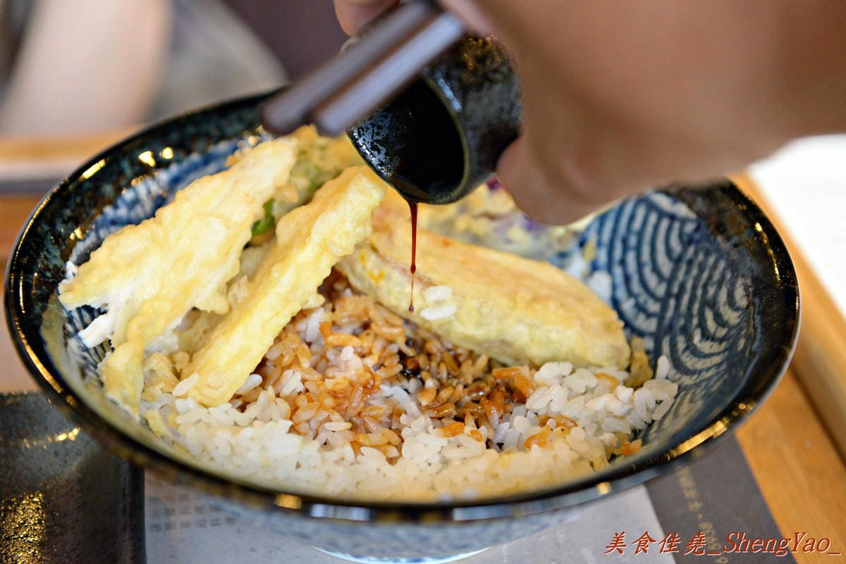 [台中西屯]初曉 江戶天麩羅專賣店 – 台中即將開幕的日式天麩羅專賣店,除了各式各樣天麩羅外還有來自京都抹茶粉製作的特色甜點飲料,超推店家自製的新鮮檸檬蜜蛋糕 !!