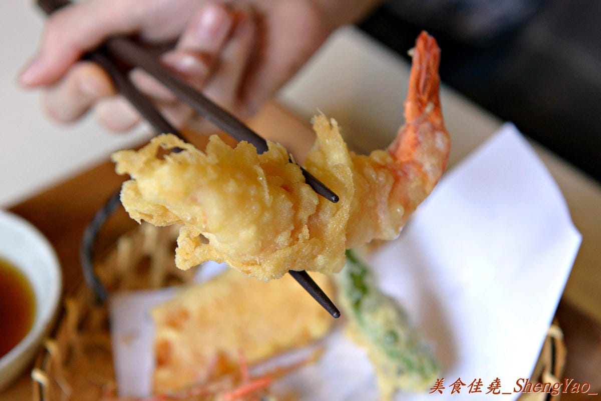 [台中西屯]初曉 江戶天麩羅專賣店 – 台中即將開幕的日式天麩羅專賣店,除了各式各樣天麩羅外還有來自京都抹茶粉製作的特色甜點飲料,超推店家自製的新鮮檸檬蜜蛋糕 !!