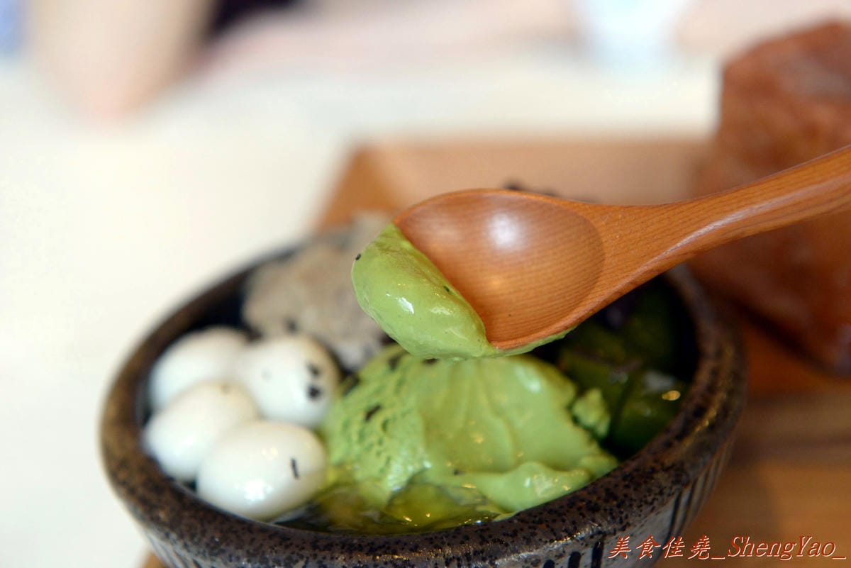 [台中西屯]初曉 江戶天麩羅專賣店 – 台中即將開幕的日式天麩羅專賣店,除了各式各樣天麩羅外還有來自京都抹茶粉製作的特色甜點飲料,超推店家自製的新鮮檸檬蜜蛋糕 !!