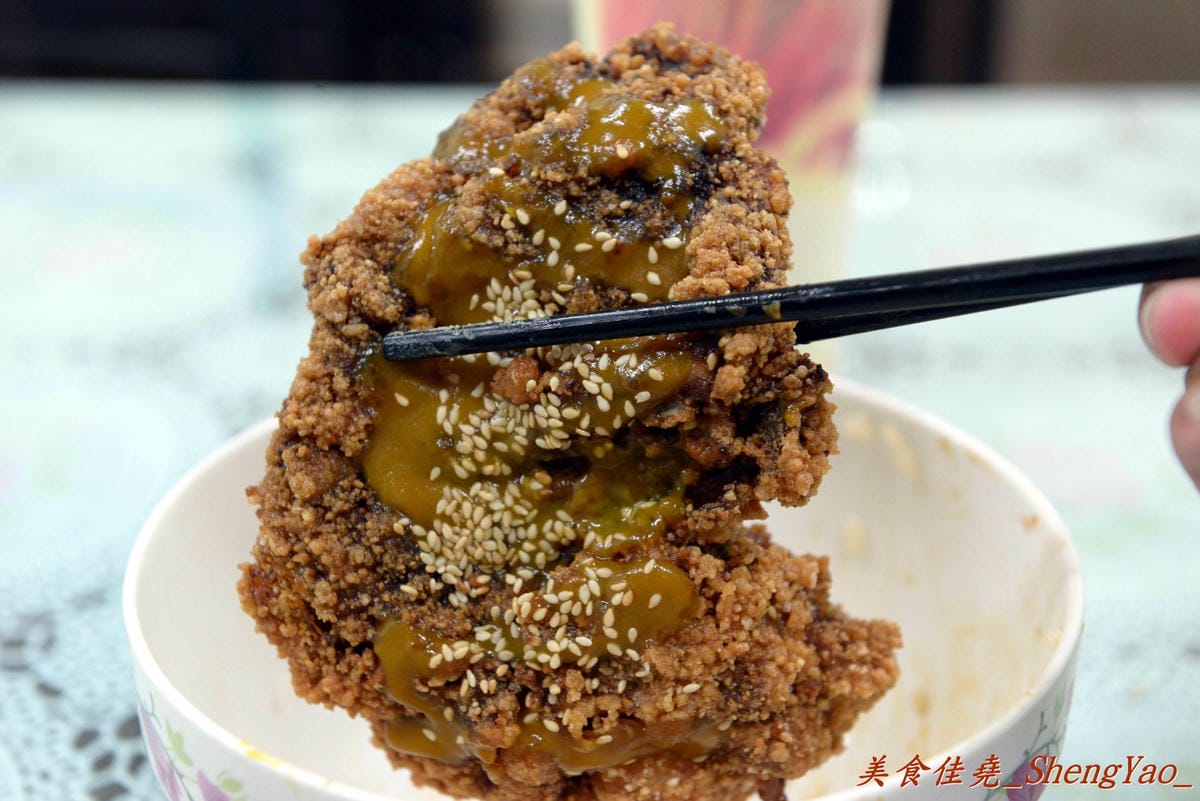 [台中沙鹿]江大爺Man麵堂 – 靜宜商圈一家學生友善餐館,老闆超級親切,餐點便宜份量大。
