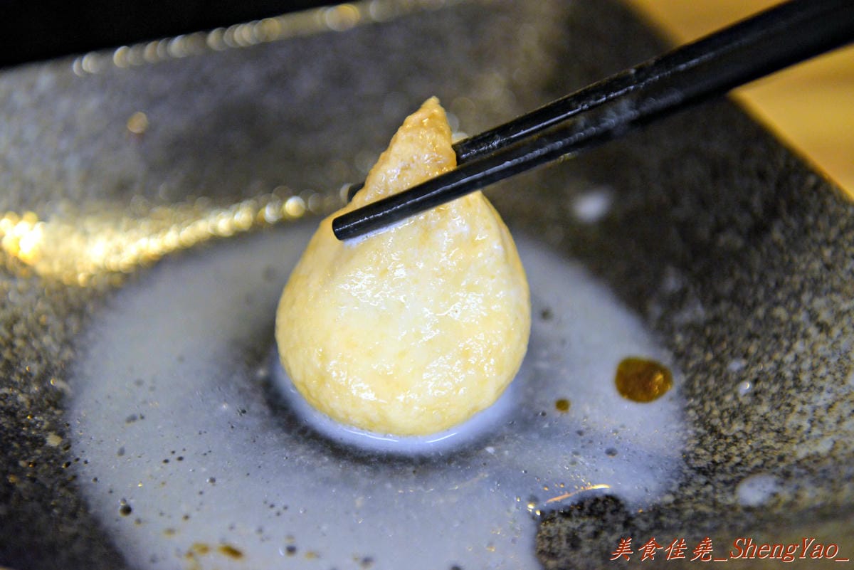 [台中西屯]竹間精緻鍋物 – 在基隆、台北擁有多家分店的”竹間”來台中開店了 !! 超新鮮的海鮮加上頂級肉品,份量超大價格卻不貴,C/P值爆高 !! 營業時間到凌晨4點,台中人吃消夜又一好去處。