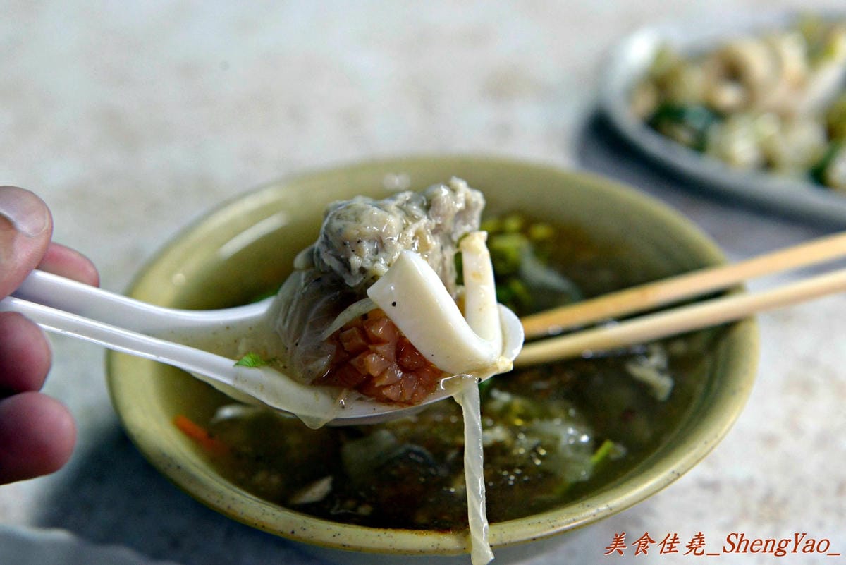 [台中北區]一心市場花枝炒麵 – 一心市場內超過20年歷史,網友口中的傳說級花枝炒麵。