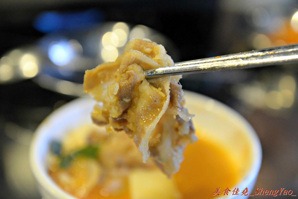 [台中北區]3Pig 韓國五花肉專賣店 – 台中又一新開的汽油桶韓式烤肉,主廚是韓國人,標榜道地韓國口味,食材和器具也全都由韓國空運來台。