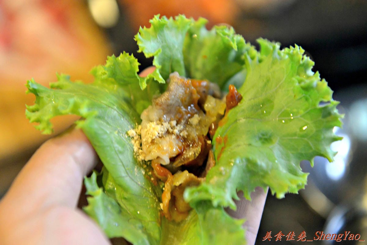 [台中北區]3Pig 韓國五花肉專賣店 – 台中又一新開的汽油桶韓式烤肉,主廚是韓國人,標榜道地韓國口味,食材和器具也全都由韓國空運來台。