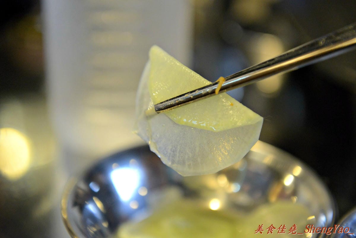 [台中北區]3Pig 韓國五花肉專賣店 – 台中又一新開的汽油桶韓式烤肉,主廚是韓國人,標榜道地韓國口味,食材和器具也全都由韓國空運來台。