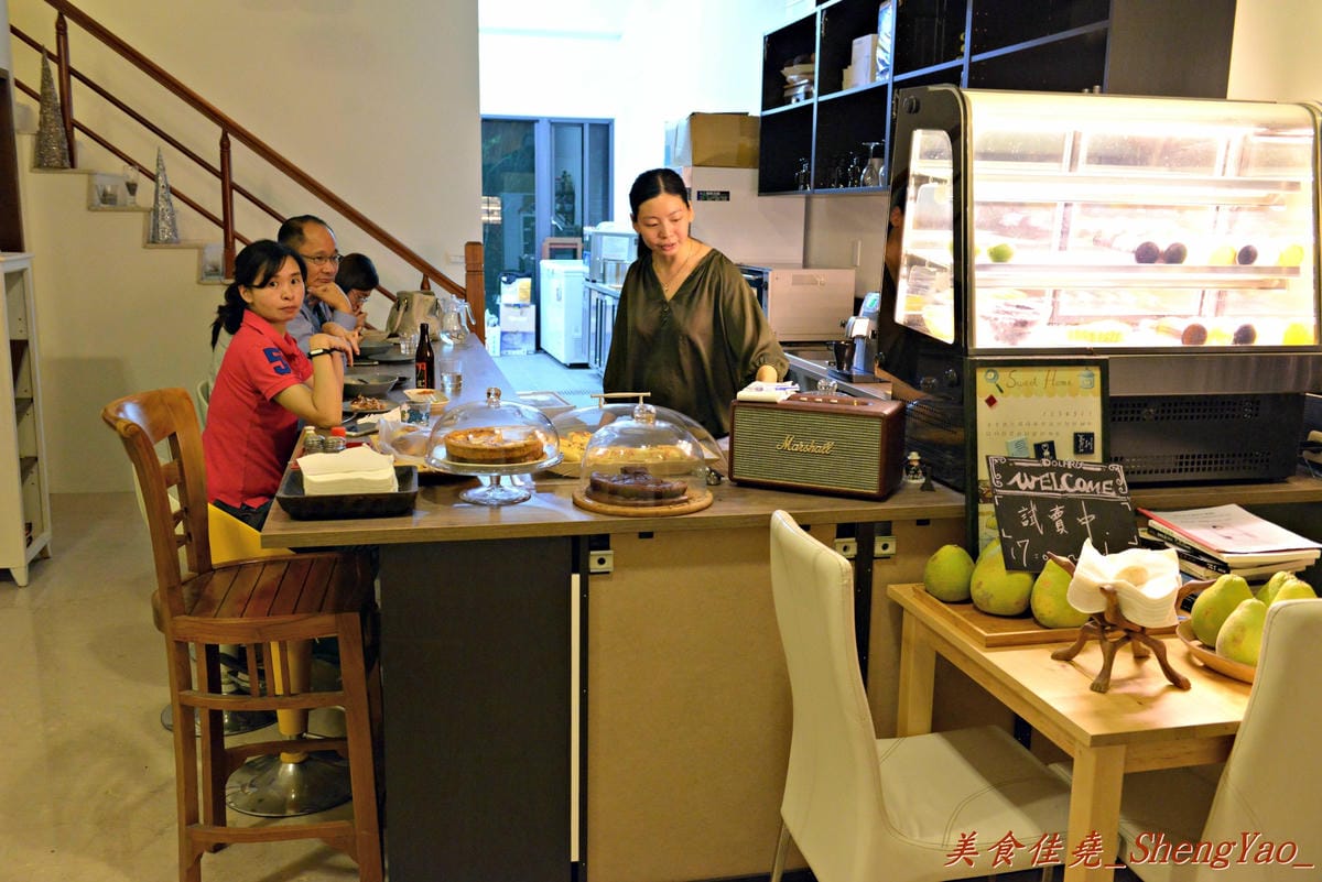 [台中沙鹿]Dolf Ru Cucina 新家初訪 – 沙鹿最具特色的義大利麵餐館搬新家,料理依舊特別、氣氛比以前更棒,營業到晚上11點,情侶吃消夜約會又一好去處。
