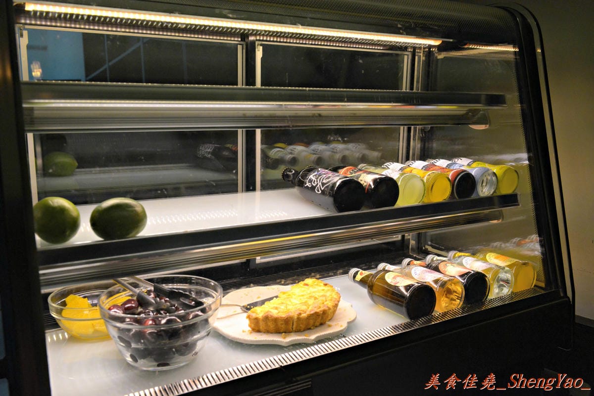 [台中沙鹿]Dolf Ru Cucina 新家初訪 – 沙鹿最具特色的義大利麵餐館搬新家,料理依舊特別、氣氛比以前更棒,營業到晚上11點,情侶吃消夜約會又一好去處。