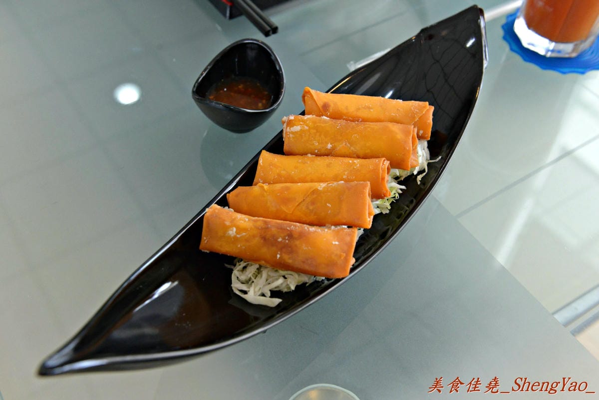 [台中沙鹿]沂品複合式餐飲 – 剛開幕一個月的複合式餐飲,主打精緻港式料理,套餐份量大,價位便宜不另收服務費,C/P值頗高。(已歇業)