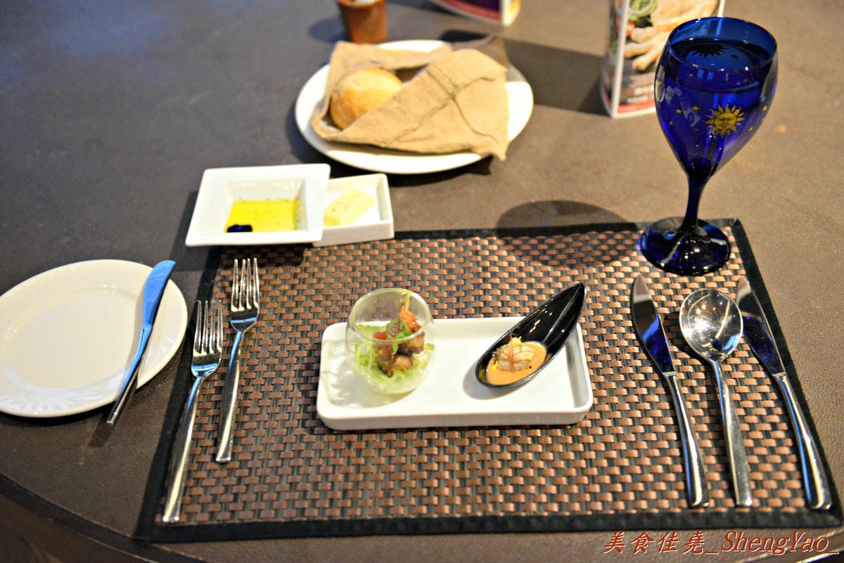 [台中西區]Laura’s Steak House 蘿拉牛排館 – 台中目前唯一和牛吃到飽,9A級澳洲和牛沙朗,2小時內任你無限續。