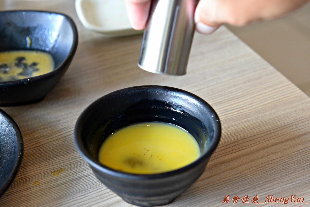 [台中西屯]禾鍋子美味鍋物 – 不到300元就能享有5種肉類吃到飽,食材種類還不少,新鮮度尚可,整體C/P值不錯。(已歇業)