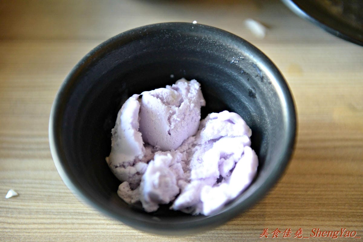 [台中西屯]禾鍋子美味鍋物 – 不到300元就能享有5種肉類吃到飽,食材種類還不少,新鮮度尚可,整體C/P值不錯。(已歇業)