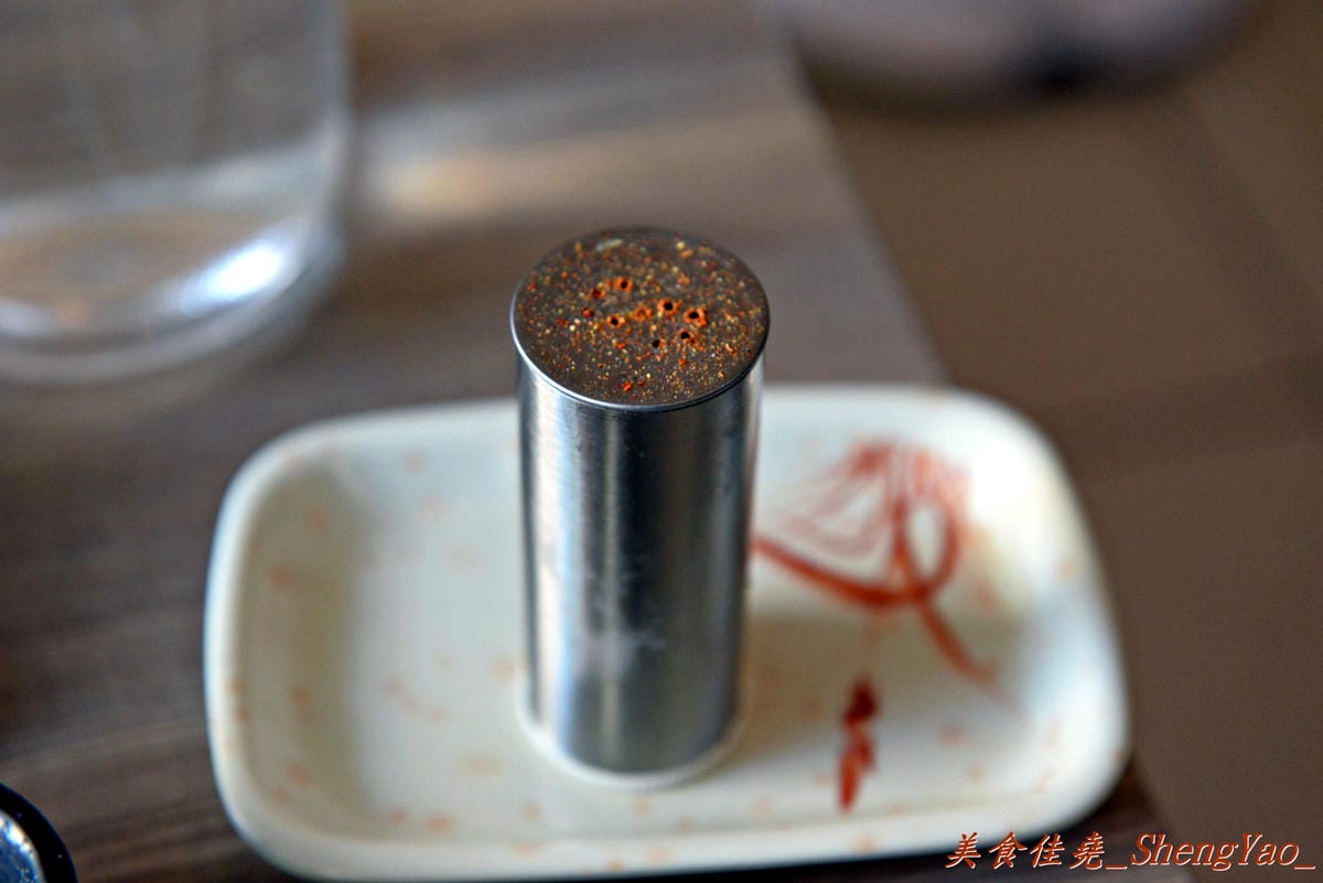 [台中西屯]禾鍋子美味鍋物 – 不到300元就能享有5種肉類吃到飽,食材種類還不少,新鮮度尚可,整體C/P值不錯。(已歇業)