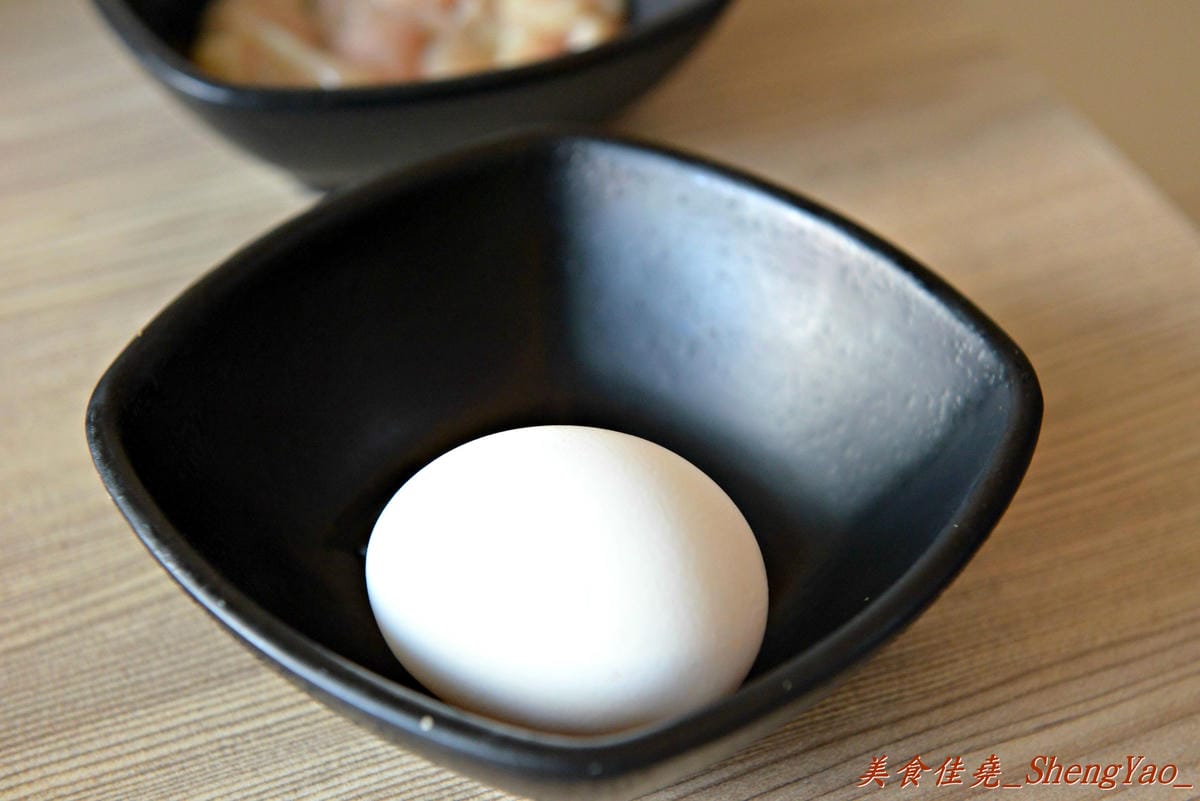 [台中西屯]禾鍋子美味鍋物 – 不到300元就能享有5種肉類吃到飽,食材種類還不少,新鮮度尚可,整體C/P值不錯。(已歇業)
