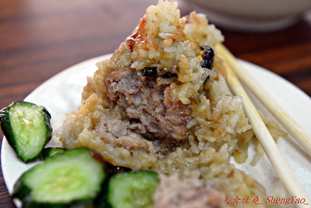 [台中西屯]肉包明 – 來自彰化的50多年歷史包子饅頭專賣店,老麵麵糰做成的細緻外皮 充滿肉汁的扎實肉餡,喜歡吃肉包的朋友必嚐。(已歇業)