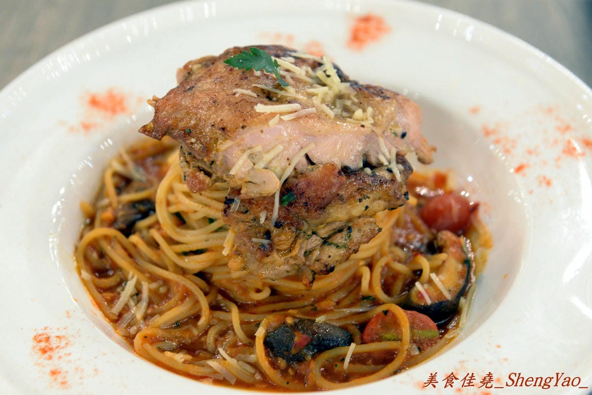 [台中西屯]跳舞香水 老虎城店 – 老虎城也有”跳舞香水”了,甜點種類超多,法式金磚好好吃 !!(已歇業)