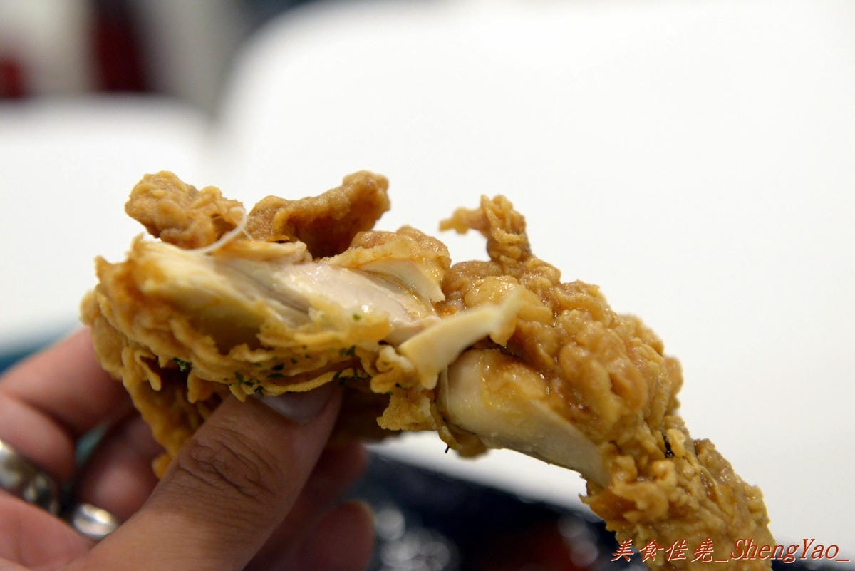 [台中沙鹿]麥基廚房 – 真的是賣雞的麥基廚房,餐點價格便宜到不可思議,消費滿百飲料免費暢飲、打卡按讚再打9折,整體C/P值高到雲霄。(已歇業)