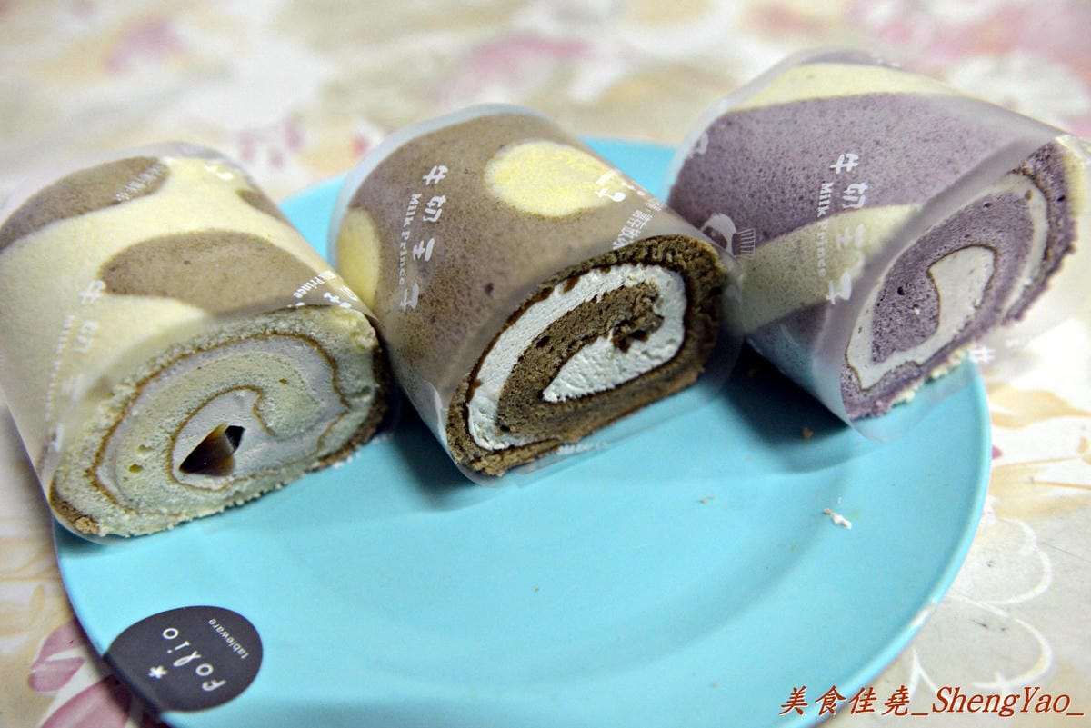 [台中沙鹿]牛奶王子 沙鹿店 – 使用牧場直送鮮奶、麵包師傅現場擀麵糰現場烤的土司專賣店,個人推甜心捲和鮮奶泡芙。