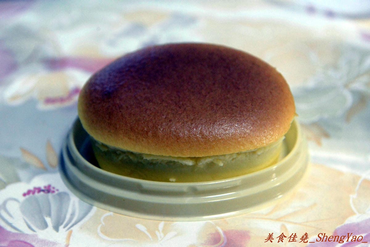 [台中沙鹿]牛奶王子 沙鹿店 – 使用牧場直送鮮奶、麵包師傅現場擀麵糰現場烤的土司專賣店,個人推甜心捲和鮮奶泡芙。