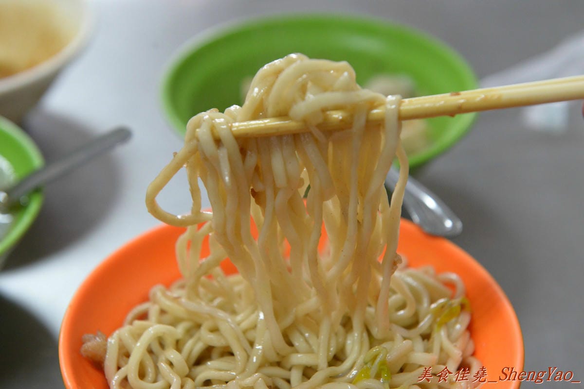 [台中沙鹿]肉圓福 – 沙鹿人氣肉圓老店,肉圓外皮厚實Q彈,醬料味道很不錯,還有乾麵也頗推薦。
