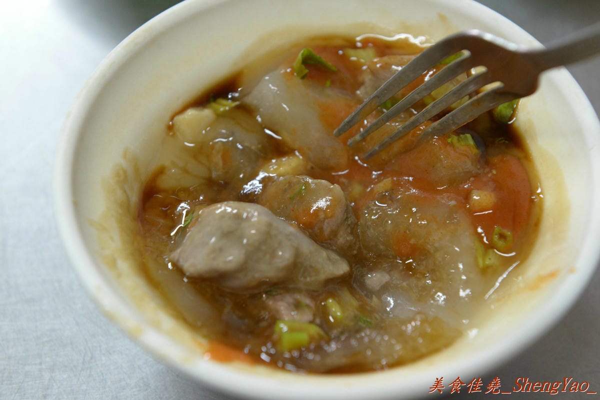 [台中沙鹿]肉圓福 – 沙鹿人氣肉圓老店,肉圓外皮厚實Q彈,醬料味道很不錯,還有乾麵也頗推薦。