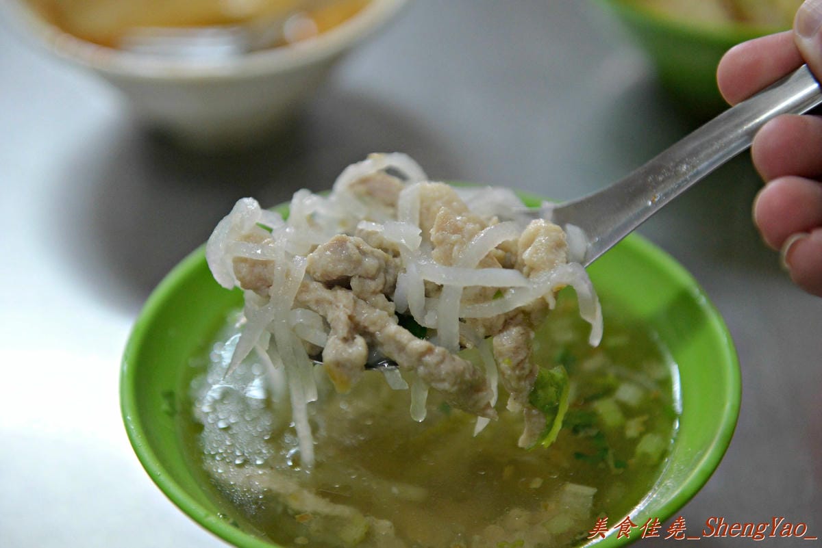 [台中沙鹿]肉圓福 – 沙鹿人氣肉圓老店,肉圓外皮厚實Q彈,醬料味道很不錯,還有乾麵也頗推薦。