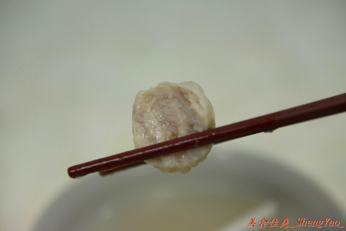 [台中北區]正宗火雞肉飯 – 天津成衣商圈附近的二三十年歷史老牌火雞肉飯,選用大隻純正火雞,火雞肉飯肉嫩油香,老闆娘女兒超級正(有圖)。