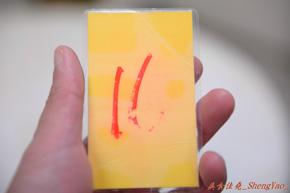 [台中北區]正宗火雞肉飯 – 天津成衣商圈附近的二三十年歷史老牌火雞肉飯,選用大隻純正火雞,火雞肉飯肉嫩油香,老闆娘女兒超級正(有圖)。