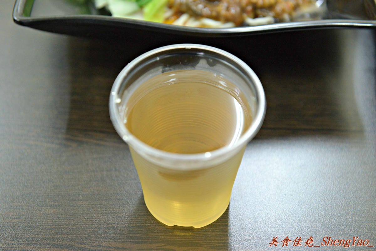 [台中沙鹿]北勢溫州大餛飩 – 沙鹿新開的溫州大餛飩,乾麵類很好吃,內用還有免費暢飲的天然冬瓜茶。(已歇業)