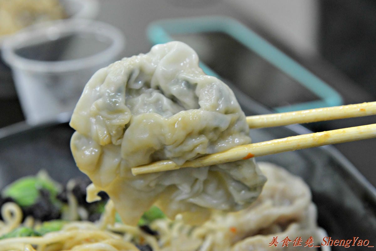 [台中沙鹿]北勢溫州大餛飩 – 沙鹿新開的溫州大餛飩,乾麵類很好吃,內用還有免費暢飲的天然冬瓜茶。(已歇業)