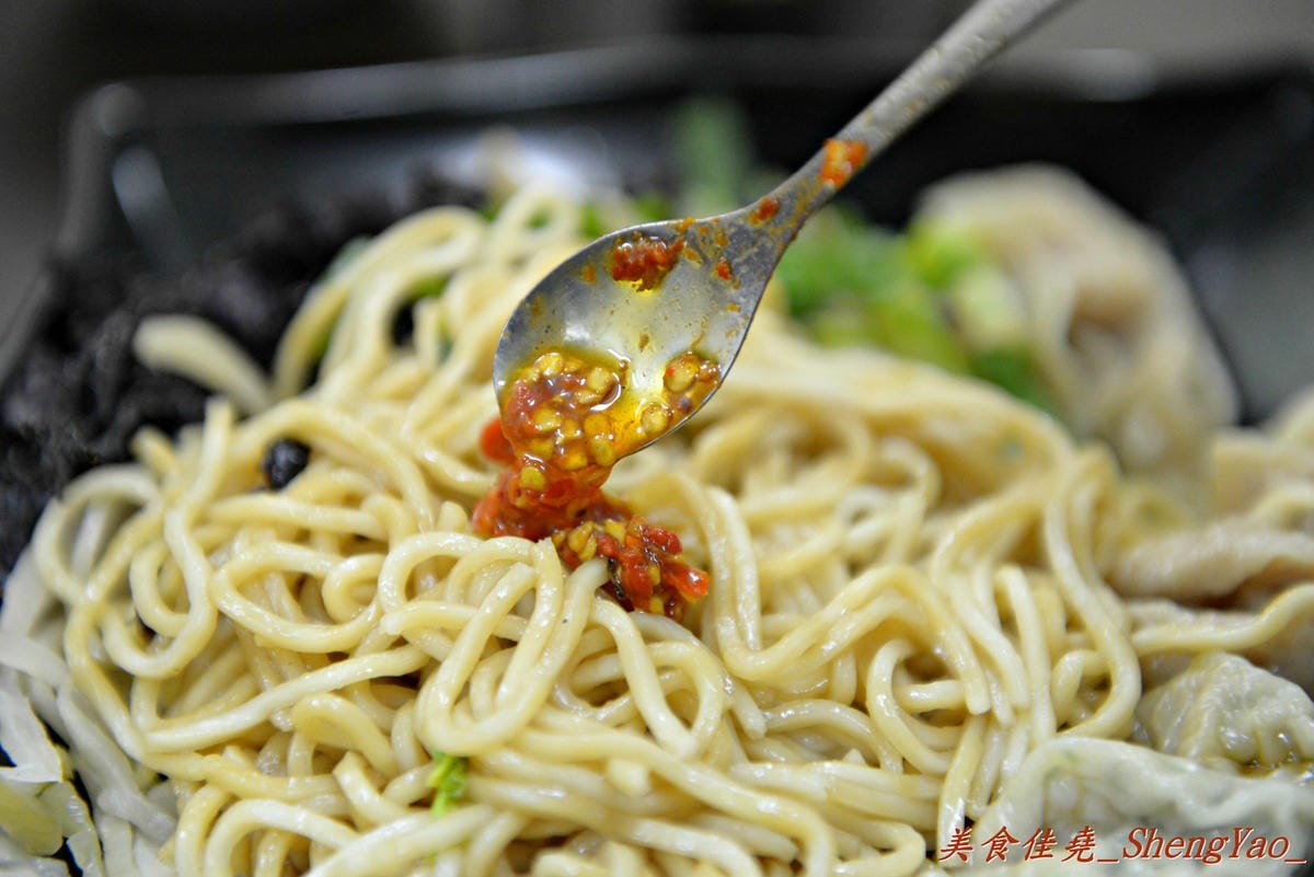 [台中沙鹿]北勢溫州大餛飩 – 沙鹿新開的溫州大餛飩,乾麵類很好吃,內用還有免費暢飲的天然冬瓜茶。(已歇業)