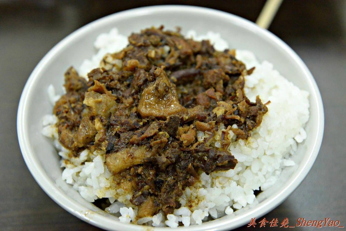 [台中沙鹿]北勢溫州大餛飩 – 沙鹿新開的溫州大餛飩,乾麵類很好吃,內用還有免費暢飲的天然冬瓜茶。(已歇業)