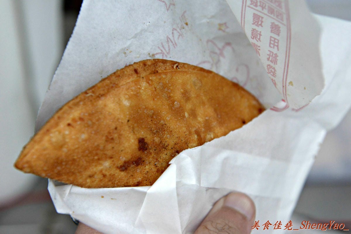 [台中沙鹿]四平街炸豬肉餡餅 – 應該是沙鹿最好吃的豬肉餡餅了,肉餡飽滿實在,現點現做好新鮮,超推會”刊C”的起司餡餅 !!(已歇業)
