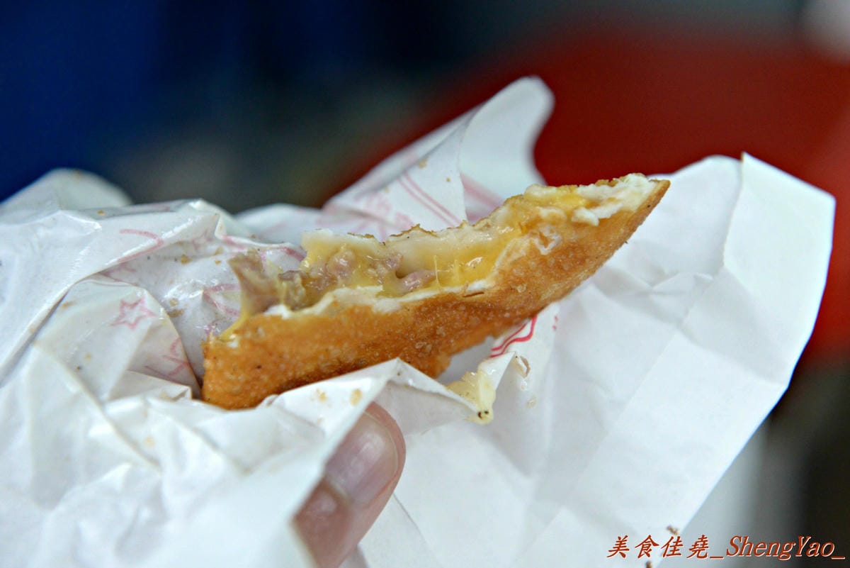 [台中沙鹿]四平街炸豬肉餡餅 – 應該是沙鹿最好吃的豬肉餡餅了,肉餡飽滿實在,現點現做好新鮮,超推會”刊C”的起司餡餅 !!(已歇業)