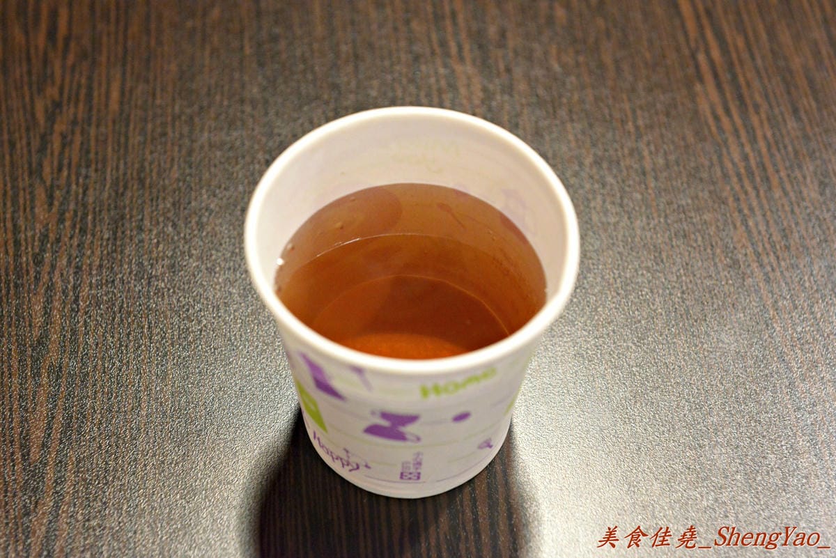 [台中北屯]麵屋秀城 – 以前的”丸拉麵”老闆新開的拉麵店,價格改走平價路線,拉麵口味稍微不如以前的”丸拉麵”,日式煎餃是亮點。
