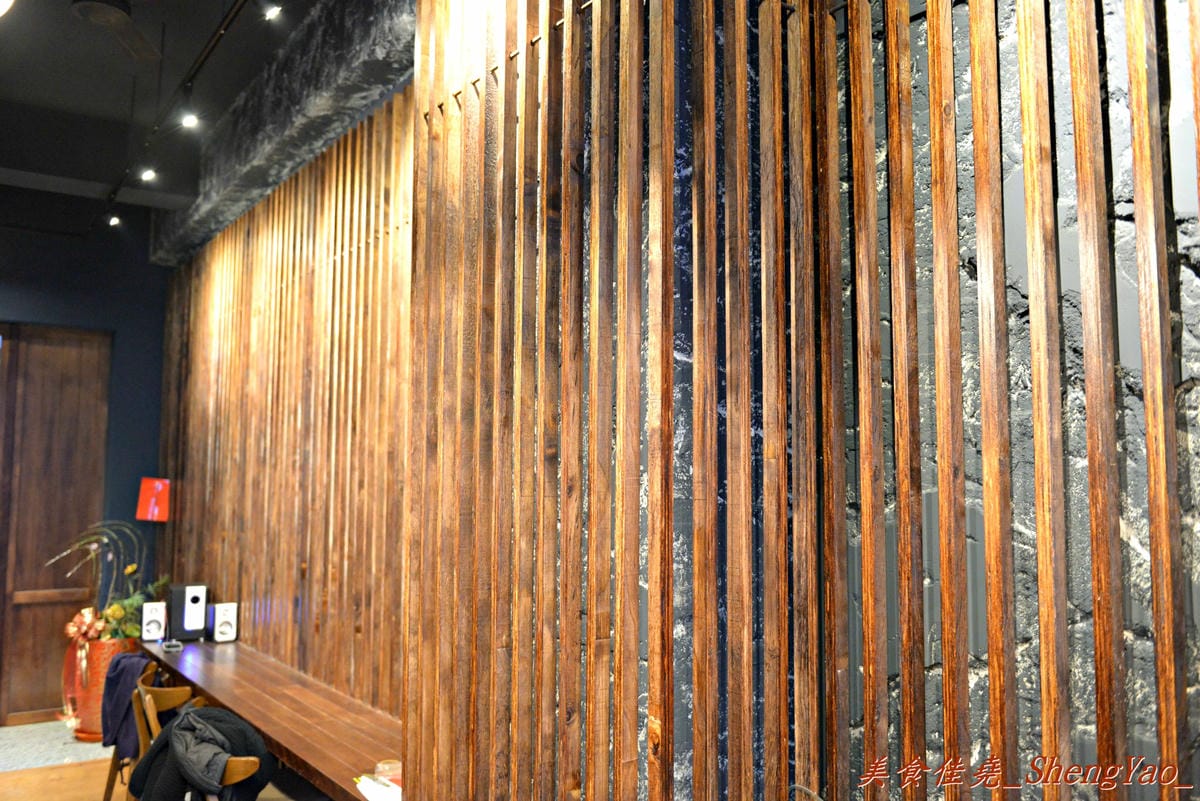 [台中沙鹿]銓仔炸雞 靜宜店 – 來自大雅的三十年歷史老牌鹹酥雞店, 炸物口味特殊,下酒又好配飯,大推香雞排、魷魚和百頁豆腐。(店家邀約)(已歇業)